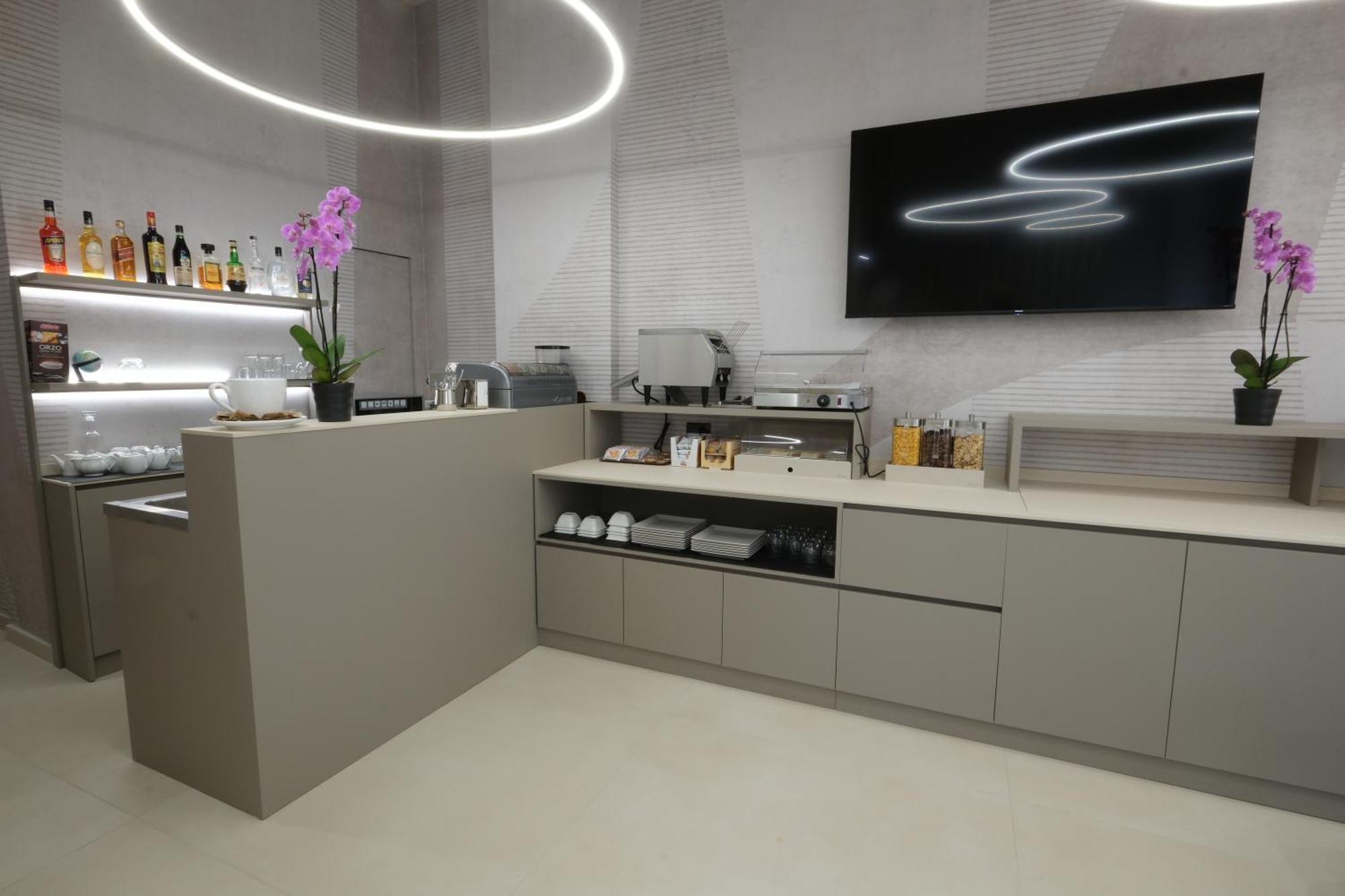 Hotel Nuovo Metro Милан Экстерьер фото